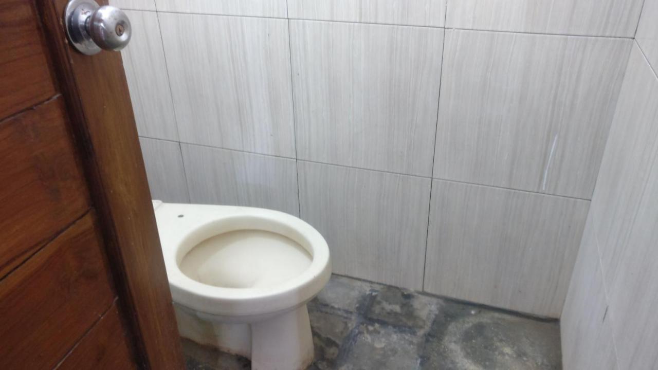 Hotel Kampoeng Drini Brono Buitenkant foto