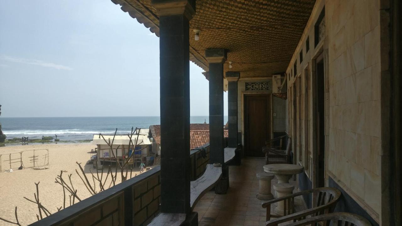 Hotel Kampoeng Drini Brono Buitenkant foto